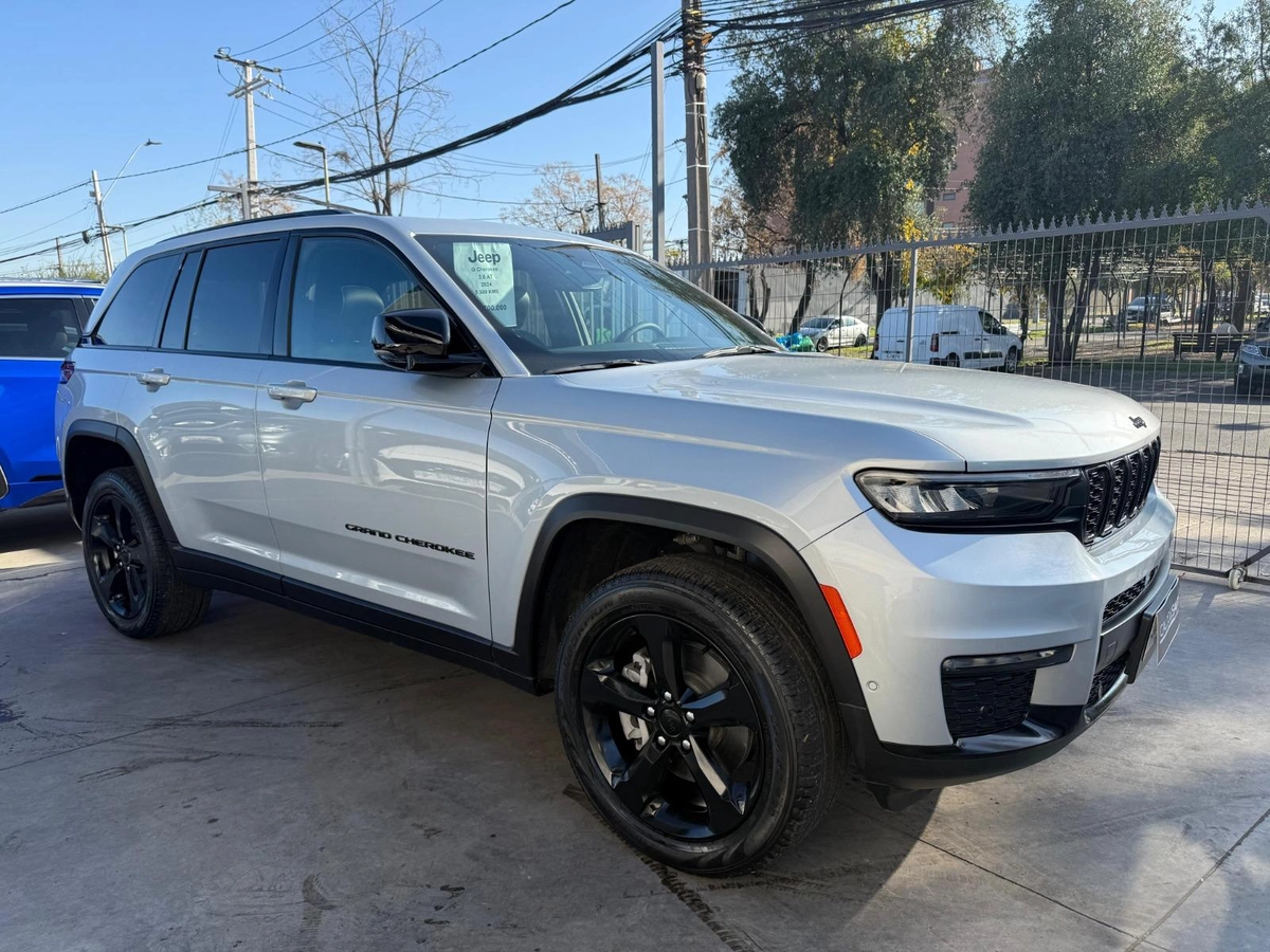 Jeep Grand Cherokee Laredo 2024 en venta — foto 3