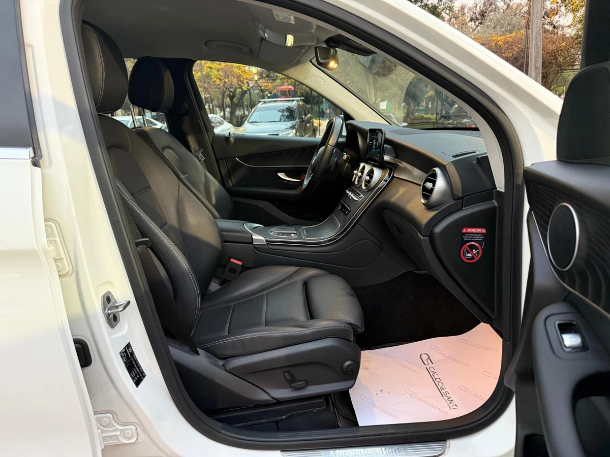 Mercedes-Benz GLC200 2022 en venta — foto 9