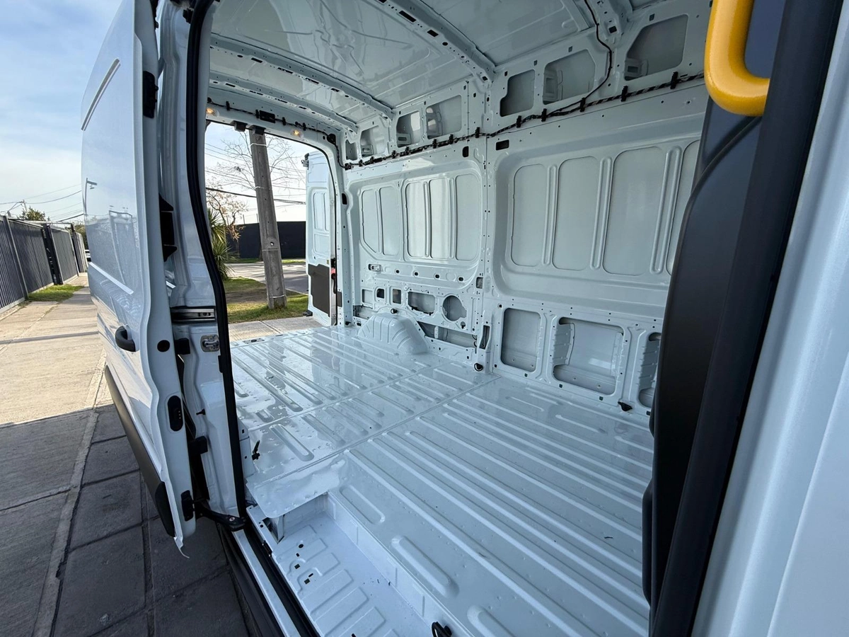 Ford Transit Furgón 2025 en venta — foto 8