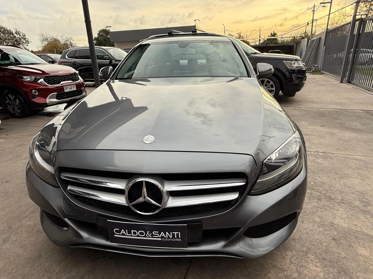 Mercedes-Benz C180 2017 en venta — foto 2
