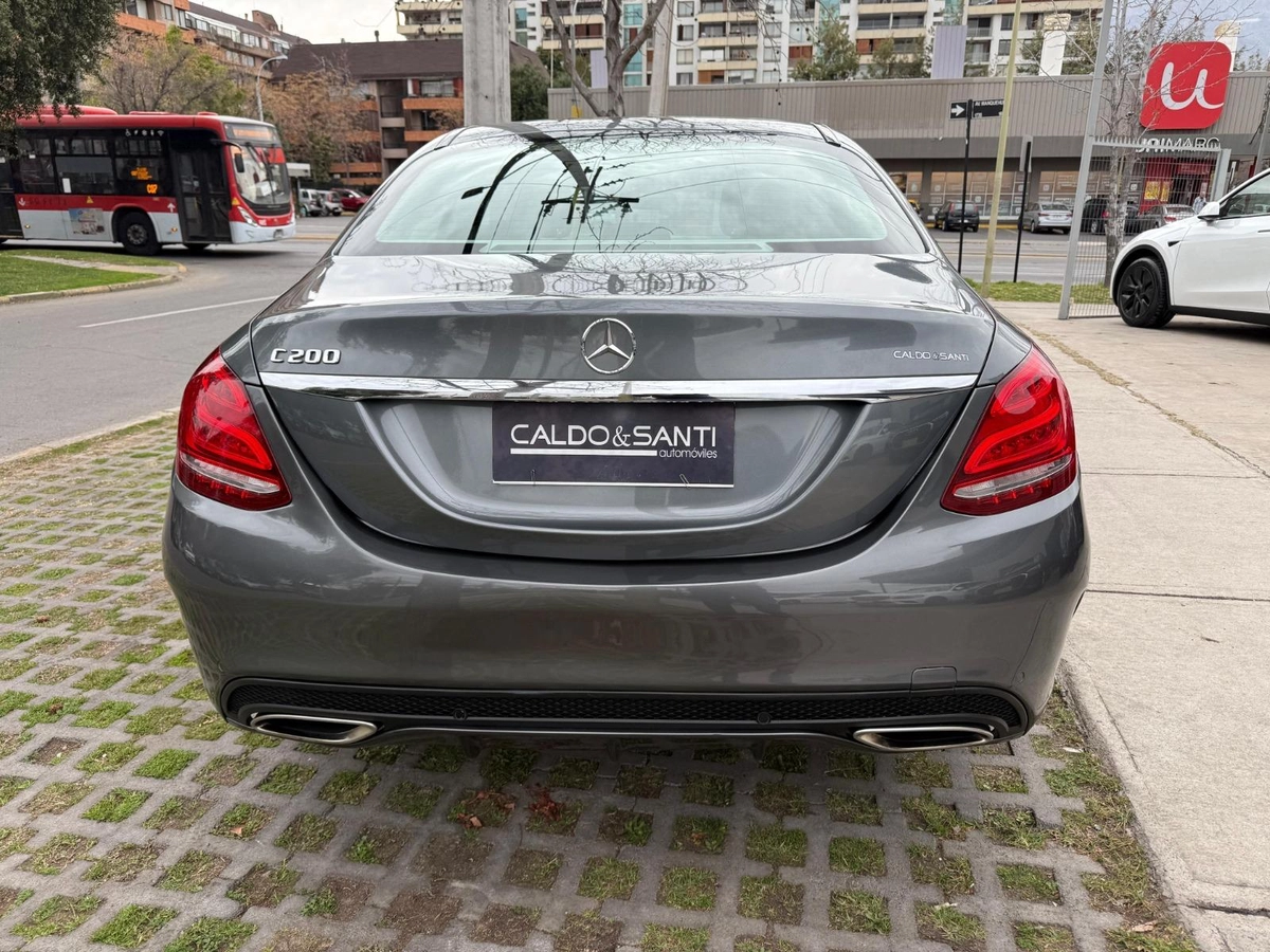 Mercedes-Benz C200 2018 en venta — foto 5
